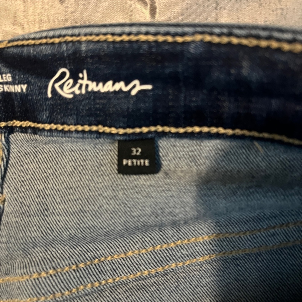 Reitman’s lot of 2 Dark Blue Skinny Jeans
Size 32 Petite - Picture 13 of 16